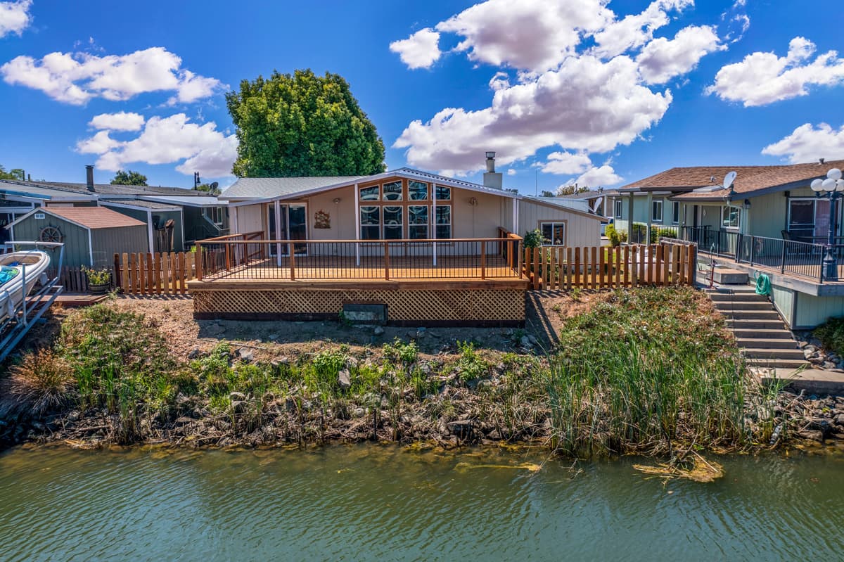 185 Oxbow Marina Dr - Photo 1 of 1